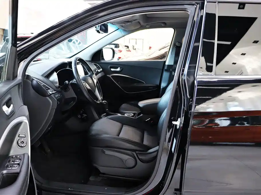 HYUNDAI SANTA FE 2014