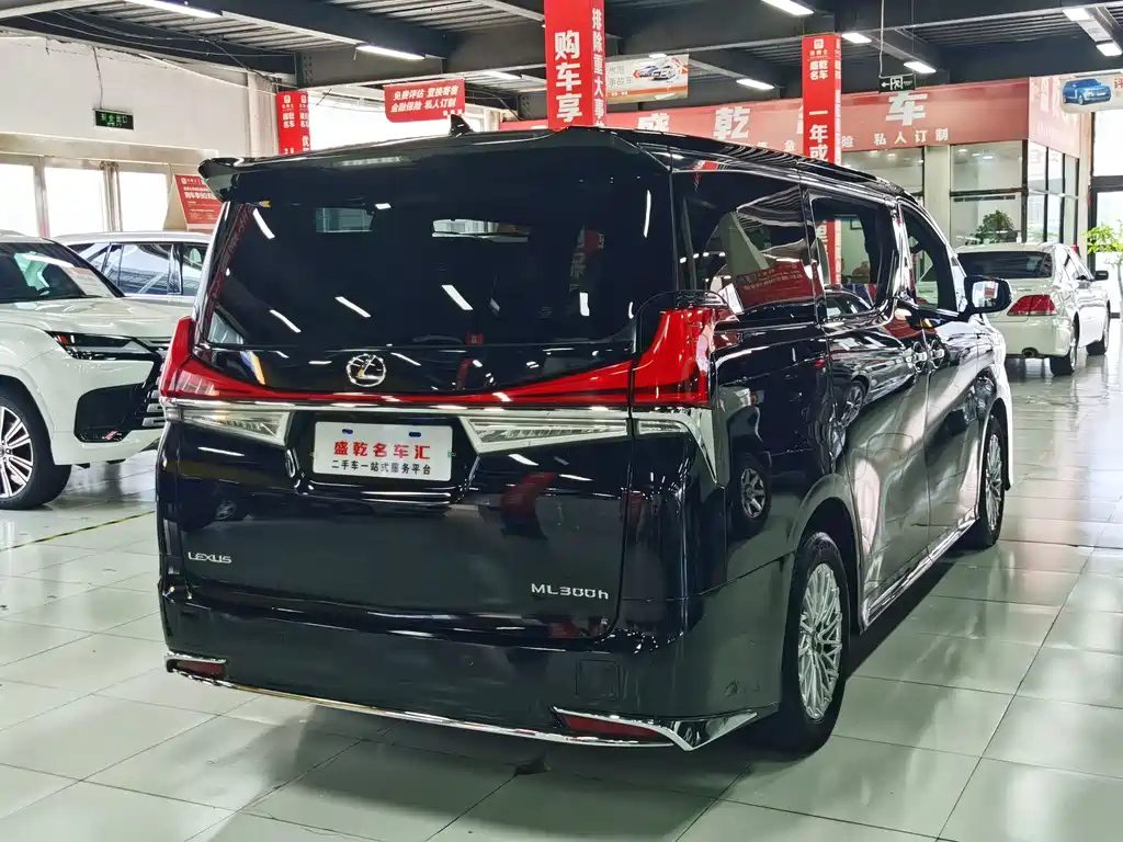TOYOTA ALPHARD 2019
