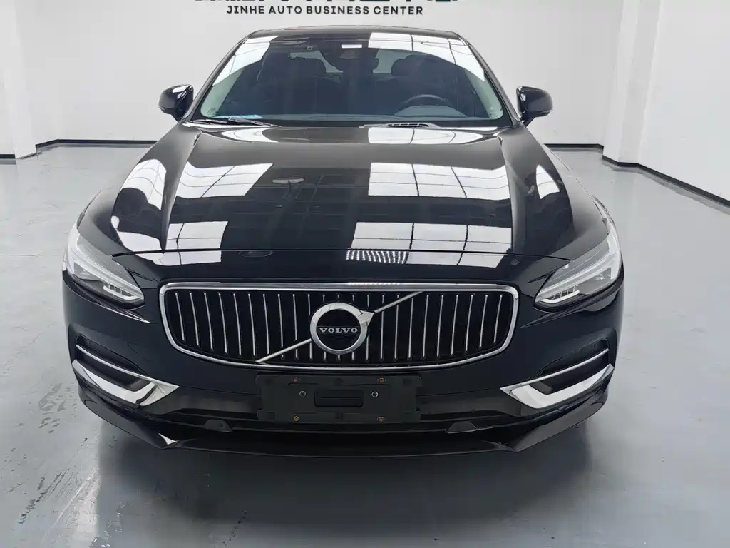 VOLVO S90 2020
