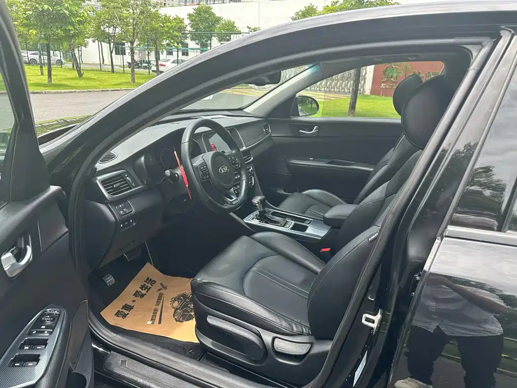 KIA K5 2016