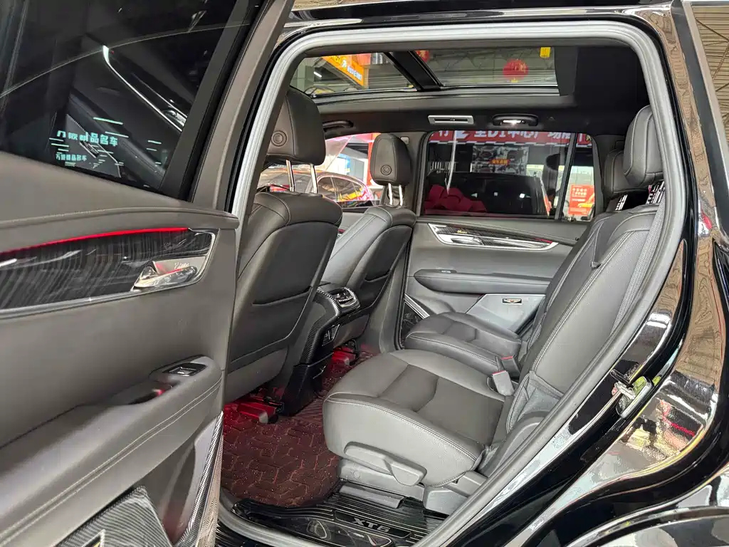 CADILLAC XT6 2022
