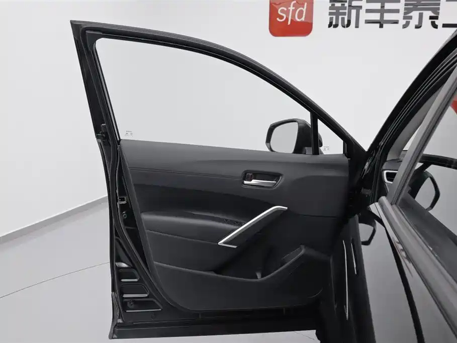 TOYOTA FRONTLANDER 2023