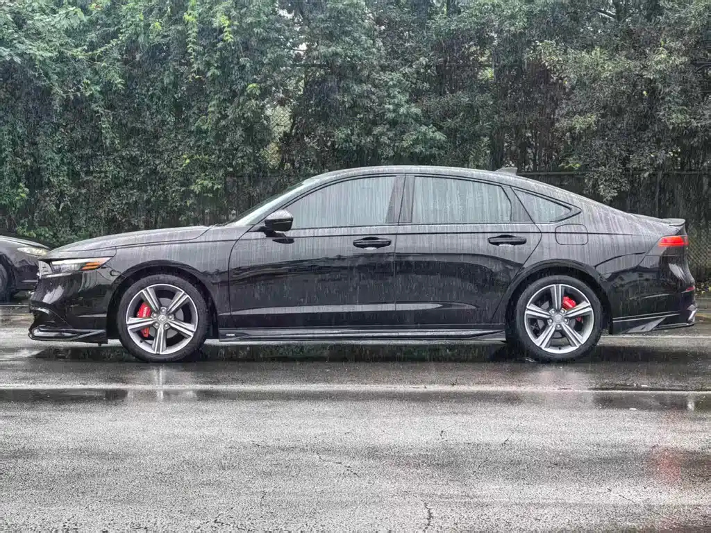 HONDA ACCORD 2025