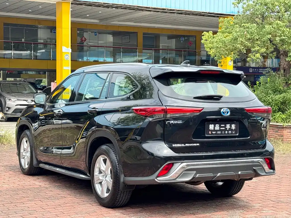 TOYOTA HIGHLANDER 2022