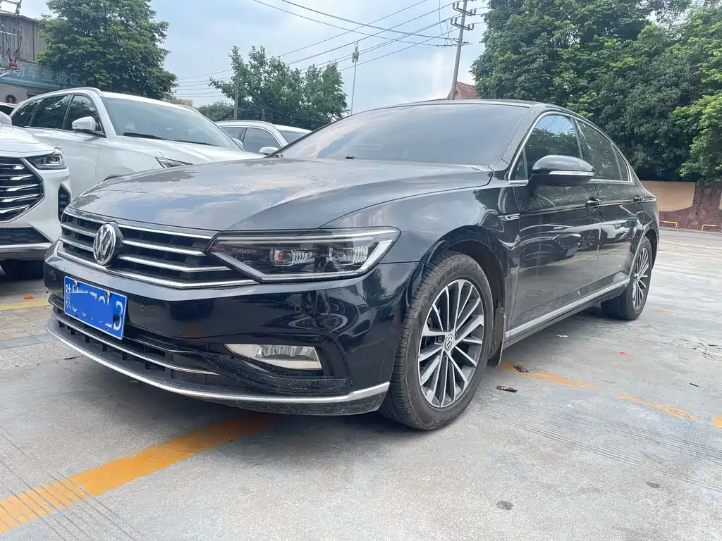 Аукционный лист VOLKSWAGEN MAGOTAN 2020
