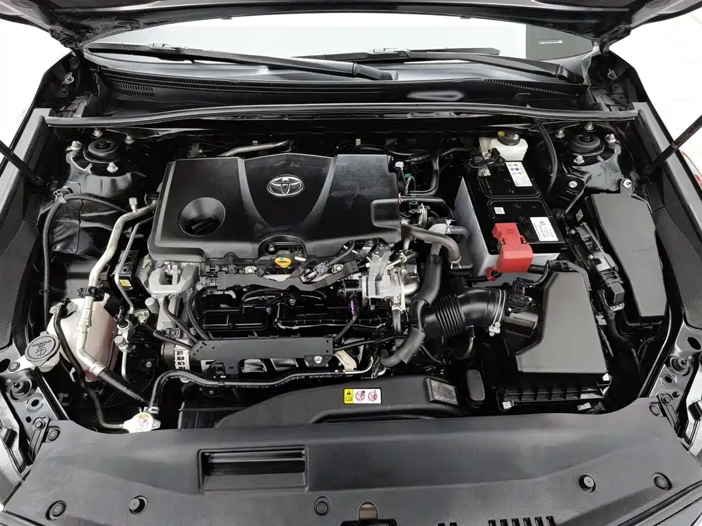 TOYOTA CAMRY 2019