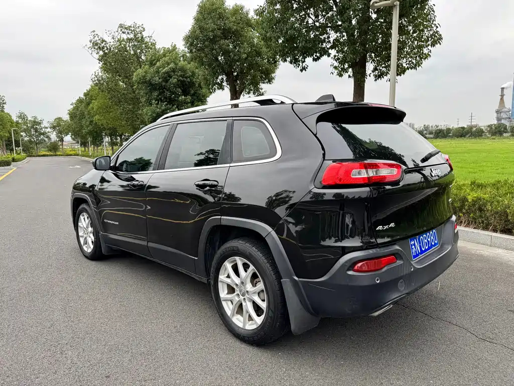 JEEP CHEROKEE 2016