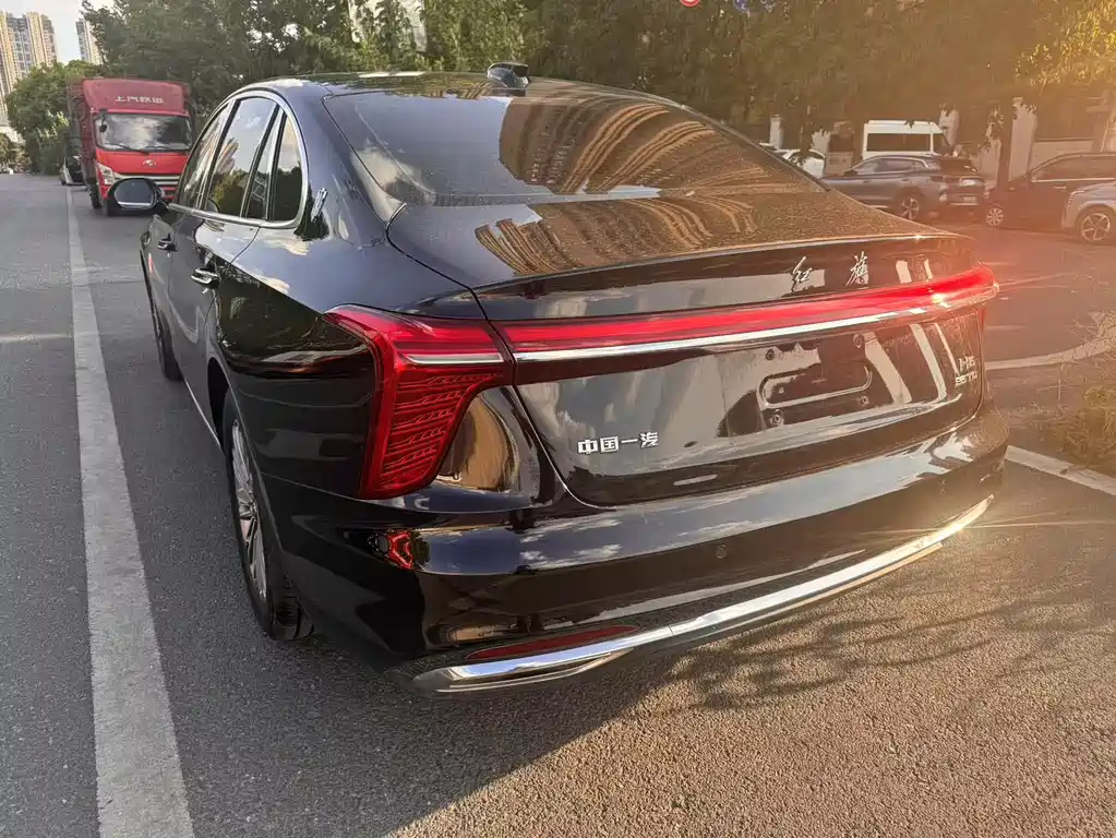 HONGQI H5 2023
