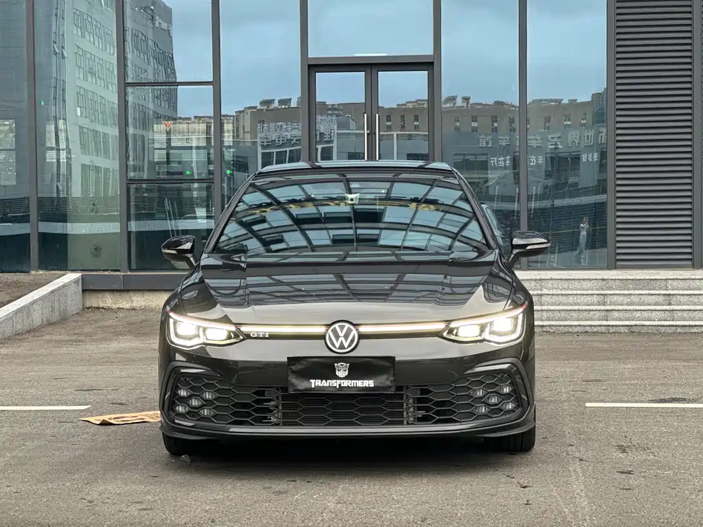 VOLKSWAGEN GOLF GTI 2022