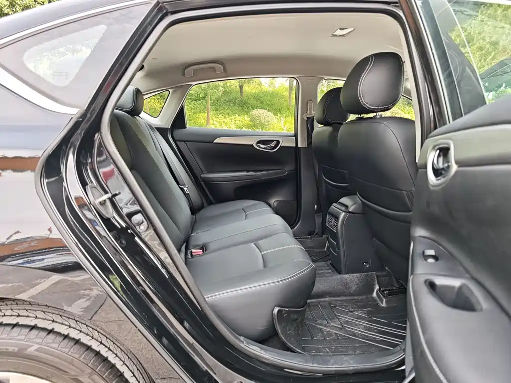 NISSAN SYLPHY 2024