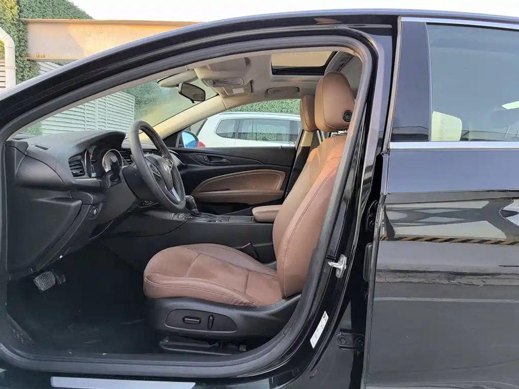 BUICK REGAL 2019