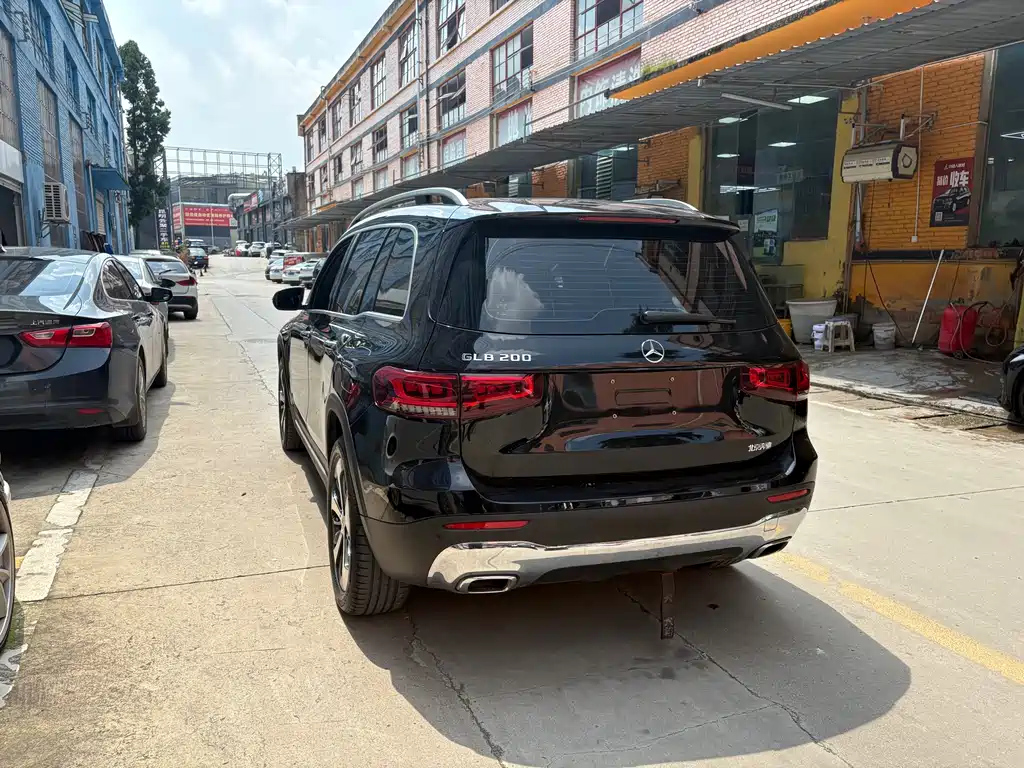MERCEDES BENZ GLB 2020