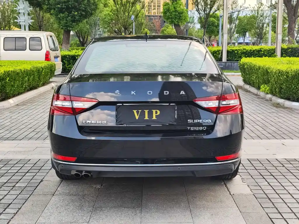 SKODA SUPERB 2018