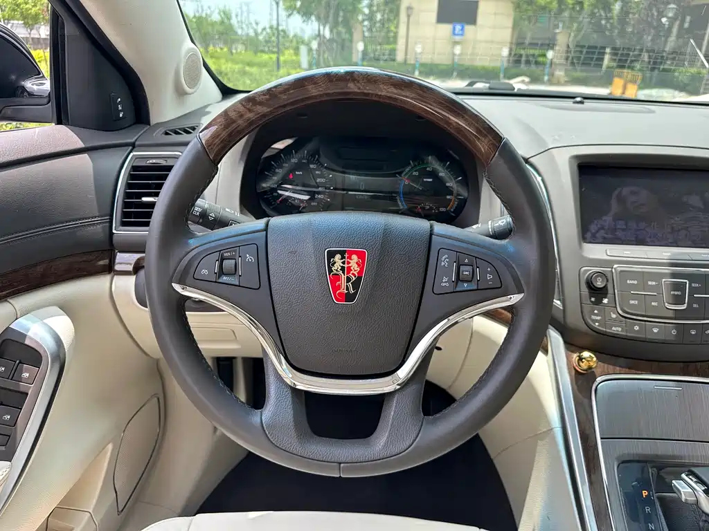 ROEWE E950 2016