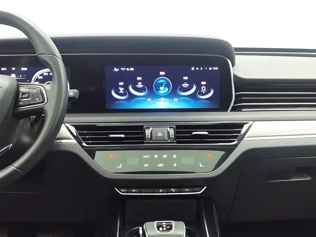 HONGQI HS5 2022