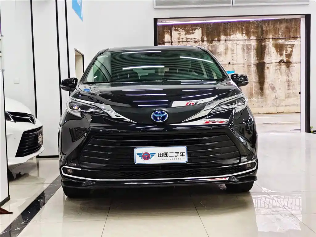 TOYOTA SIENNA SIENNA 2023