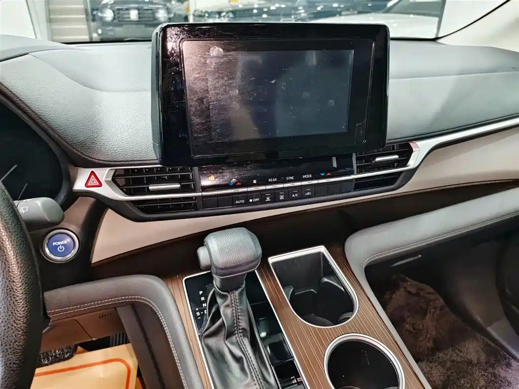 TOYOTA SIENNA SIENNA 2023