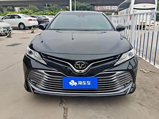 TOYOTA CAMRY 2018