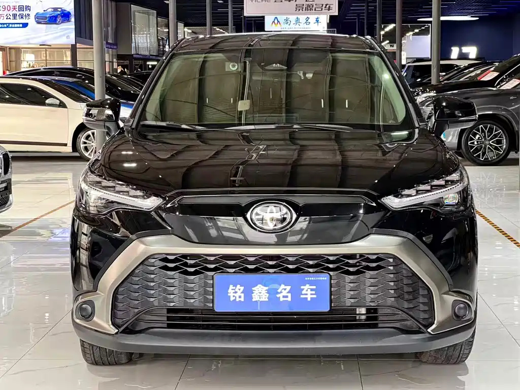 TOYOTA FRONTLANDER 2024