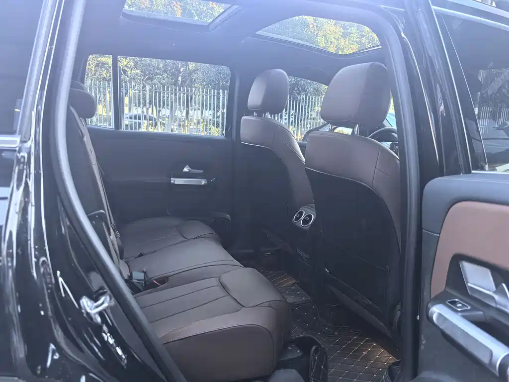 MERCEDES BENZ GLB 2022