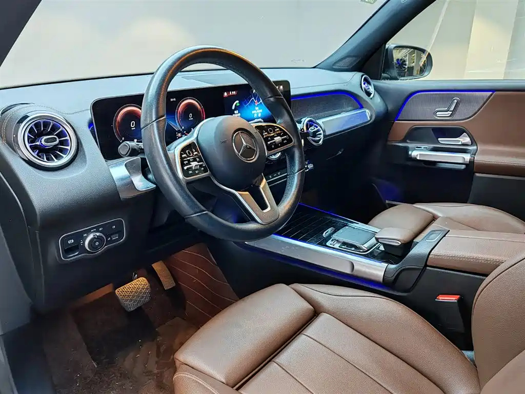 MERCEDES BENZ GLB 2020