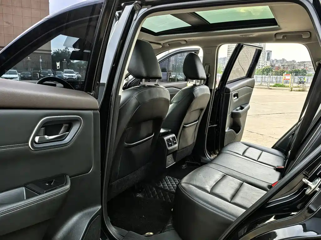NISSAN X-TRAIL 2021