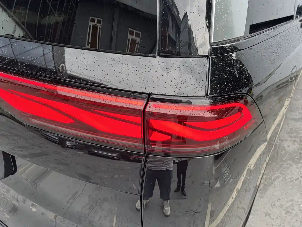 BYD XIA 2025