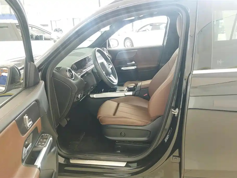 MERCEDES BENZ GLB 2020