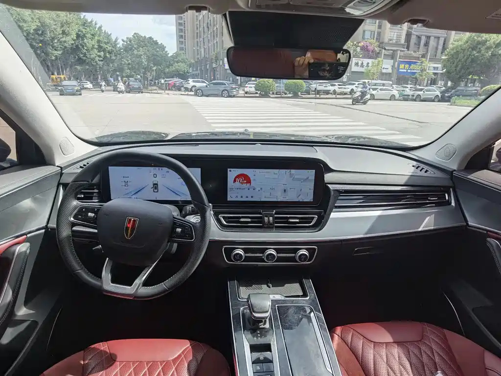 HONGQI HS5 2023