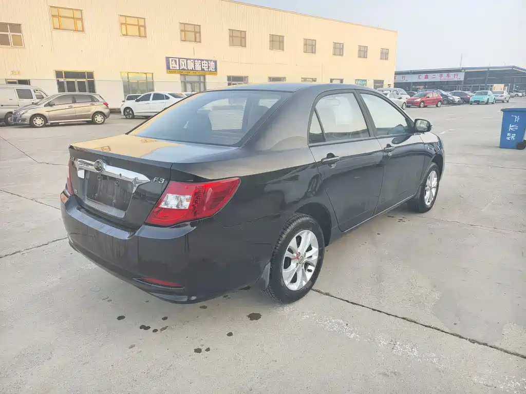 BYD F3 2016
