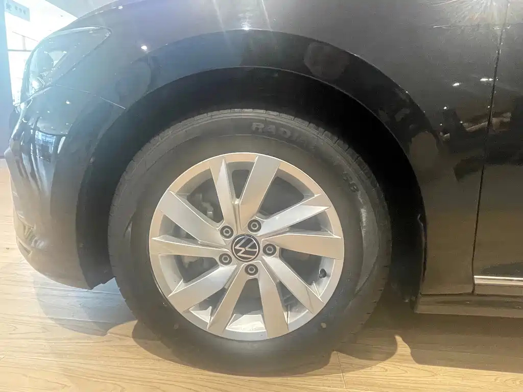 VOLKSWAGEN PASSAT 2022