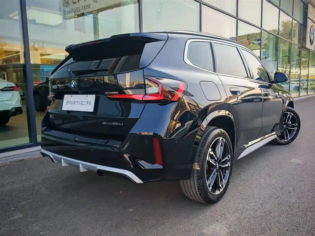 BMW X1 2025
