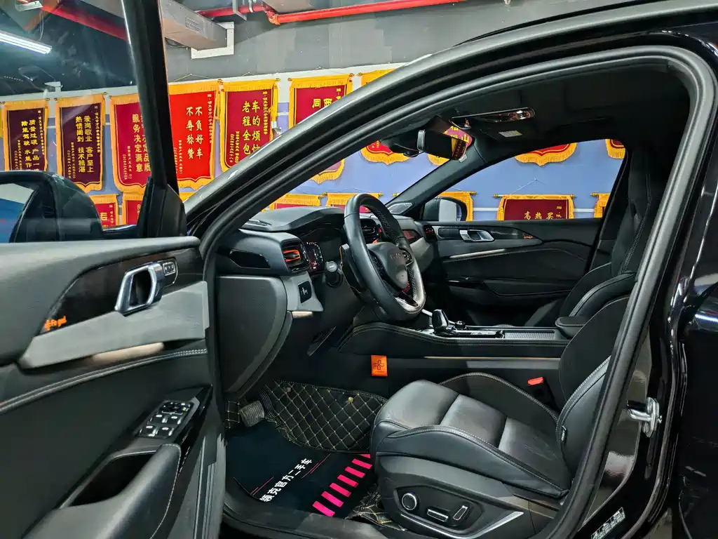 LYNK&CO 02 HATCHBACK 2022