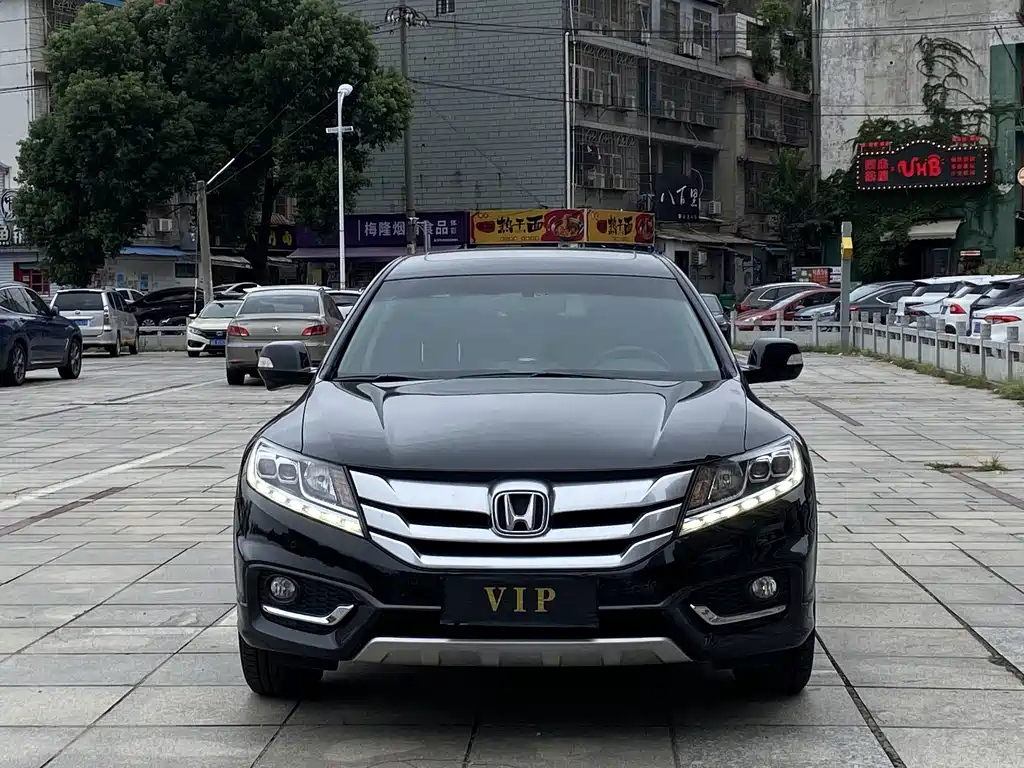 HONDA CROSSTOUR 2016