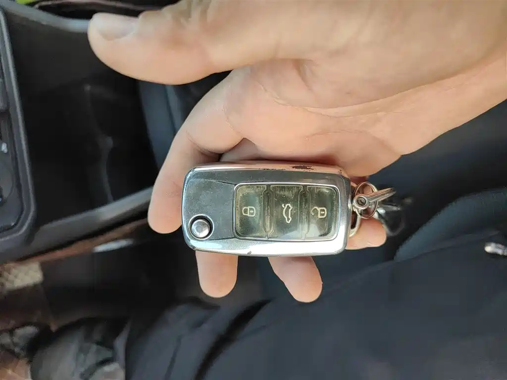 VOLKSWAGEN JETTA 2019