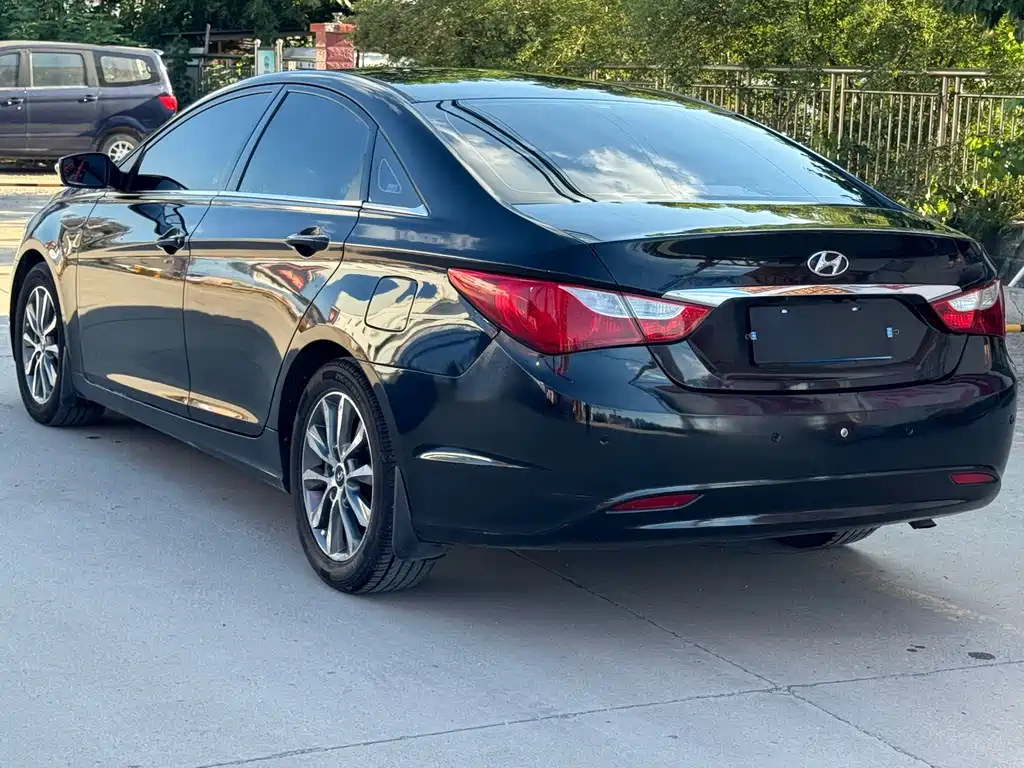 HYUNDAI SONATA 2013