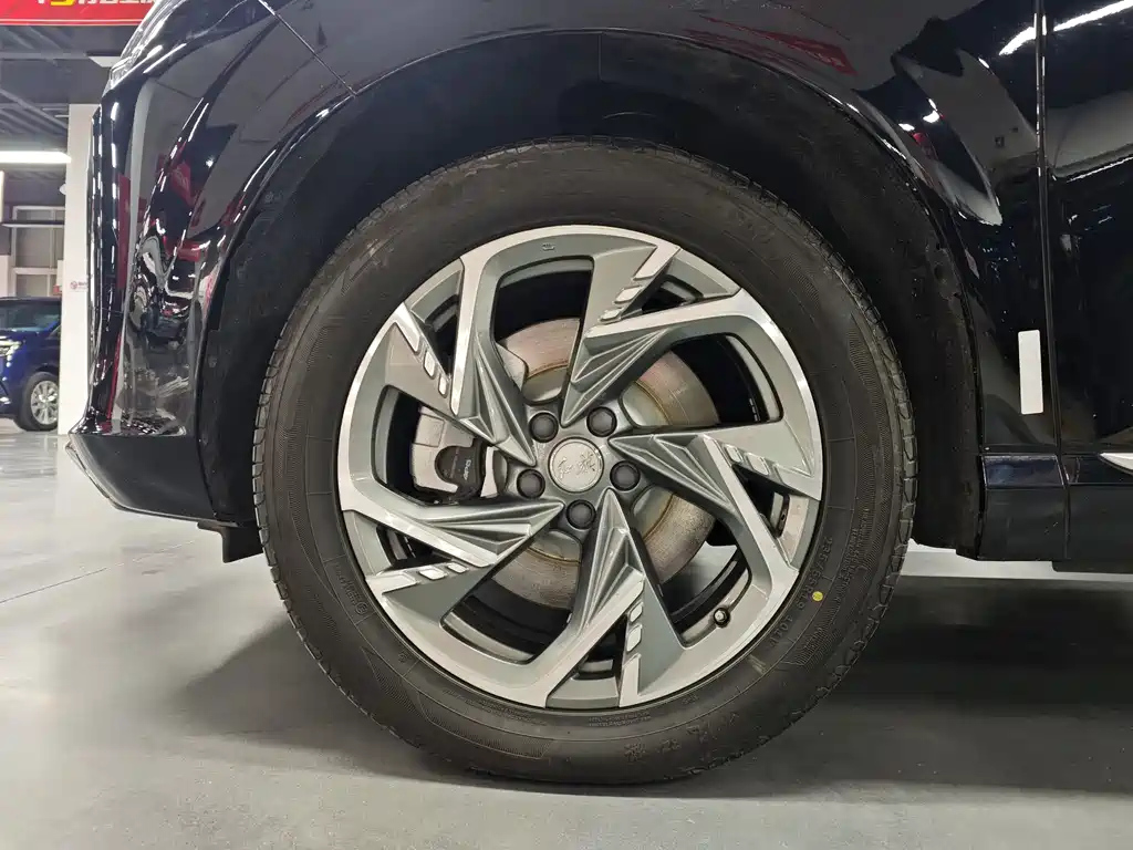 HONGQI HS3 PHEV 2024