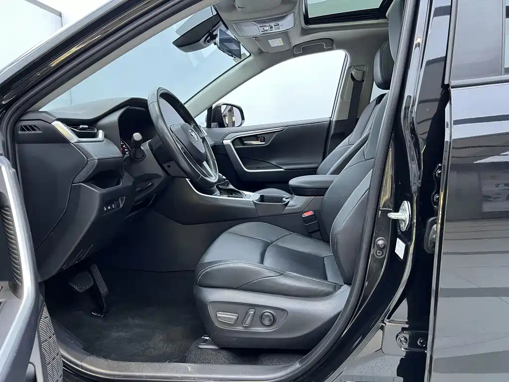 TOYOTA WILDLANDER 2022