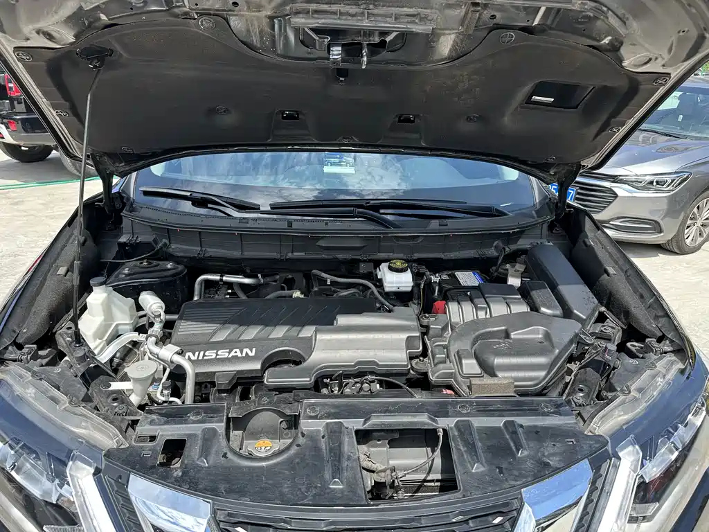 NISSAN X-TRAIL 2023