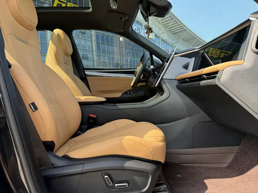 GEELY GALAXY GALAXY L7 2023