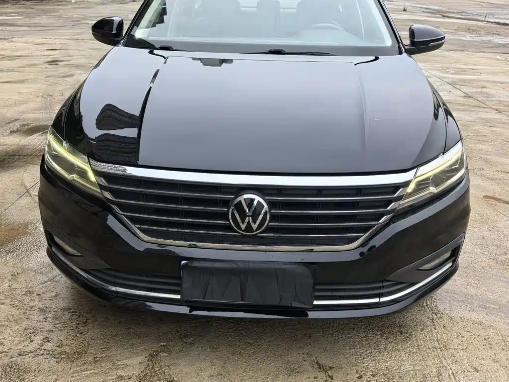 VOLKSWAGEN LAVIDA 2021