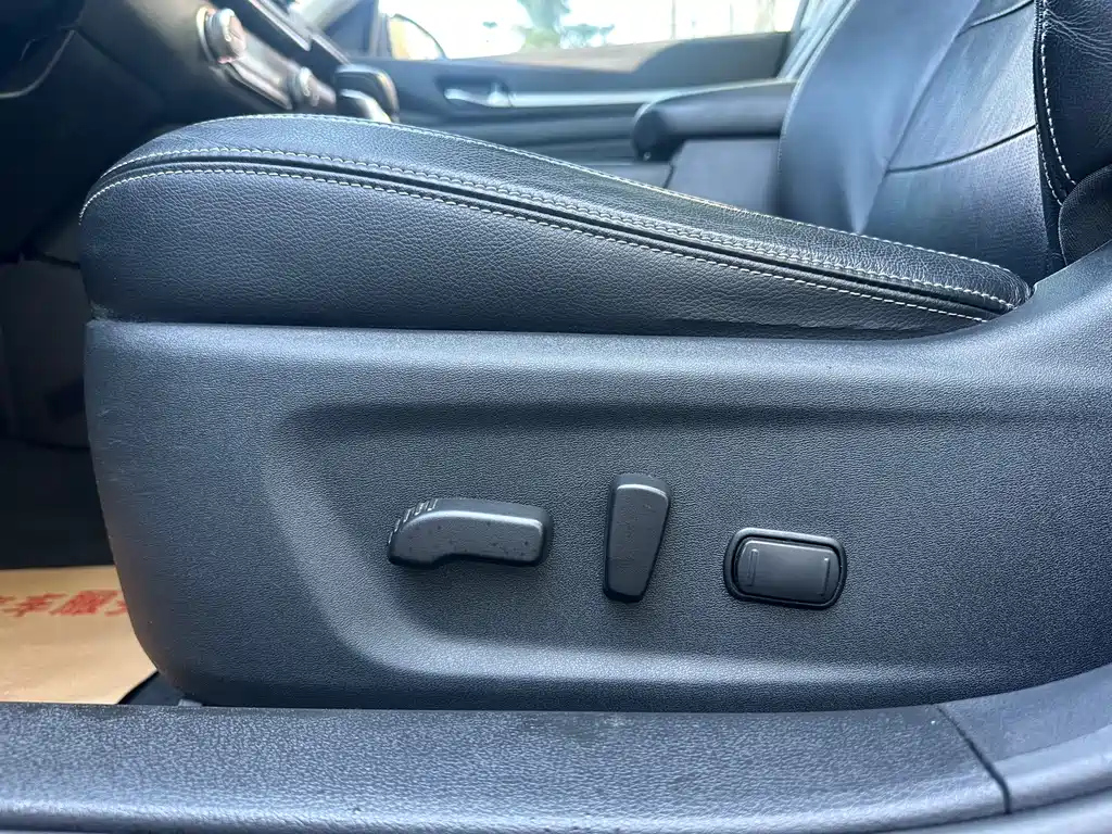 NISSAN TEANA 2019