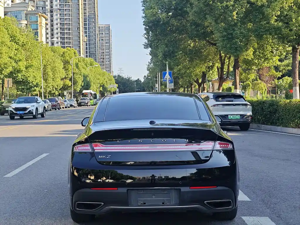 LINCOLN MKZ 2018