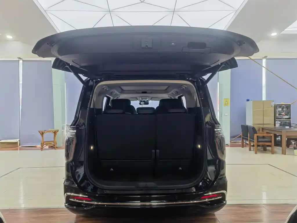 HONGQI HQ9 2023