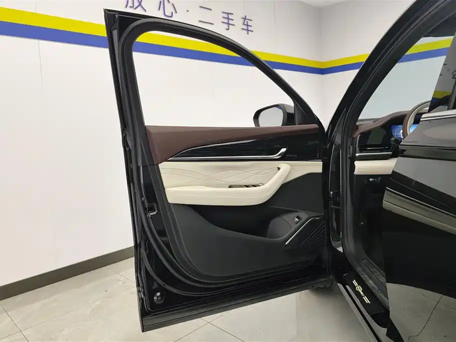 GEELY AUTO MONJARO 2021