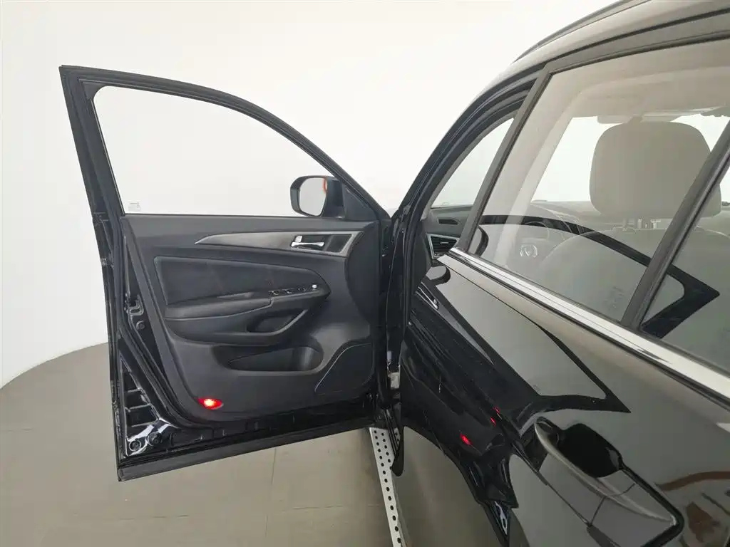 CHANGAN CS75 2016
