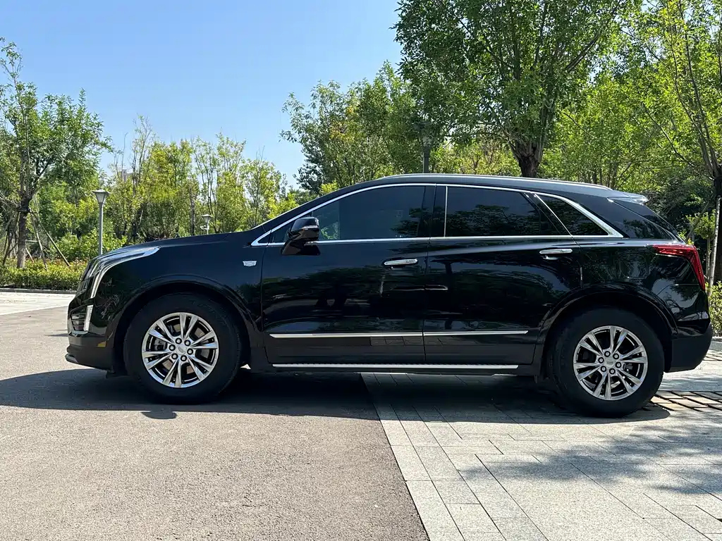 CADILLAC XT5 2020