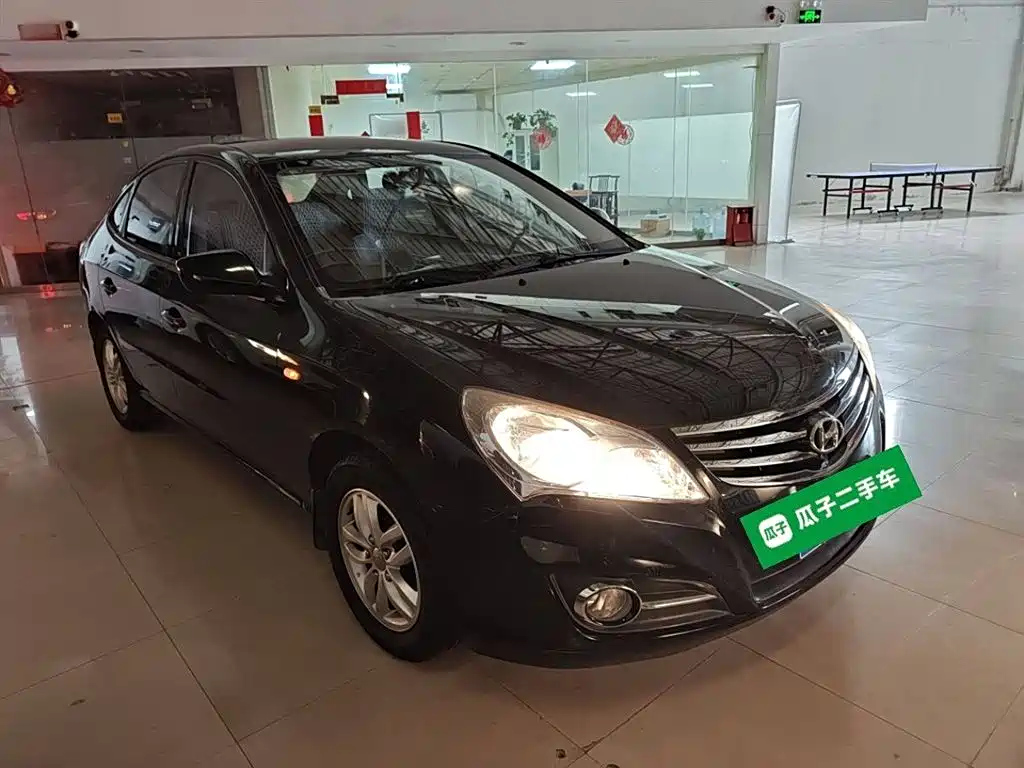 HYUNDAI CELESTA 2015