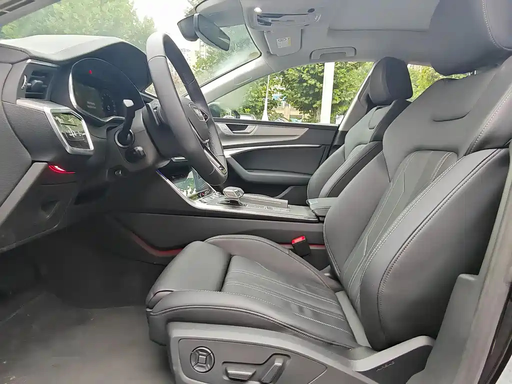 AUDI A7 2024
