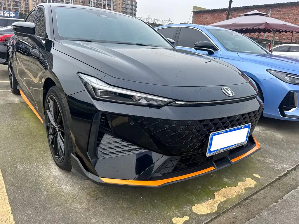 CHANGAN UNI-V 2024